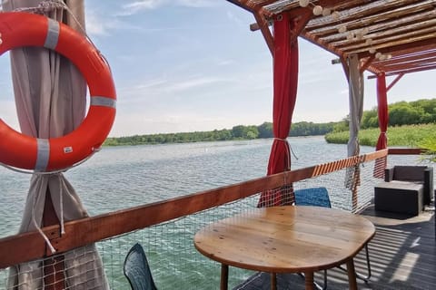 Ma maison sur L'eau - Lac du Der Casa in Giffaumont-Champaubert