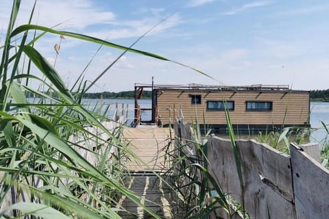 Ma maison sur L'eau - Lac du Der Casa in Giffaumont-Champaubert