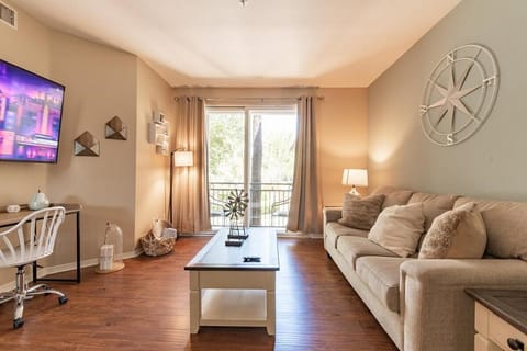 Luxury Modern Suite, Kingbed, Fast Wifi Appartement in Valencia