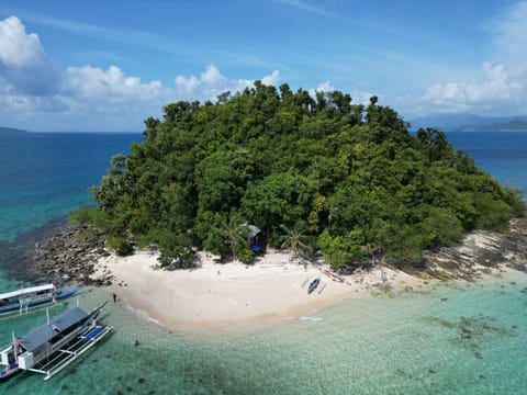 PORT BARTON ISLAND HOPPING TOUR MjYohann Boat Docked boat in San Vicente