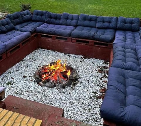 BBQ facilities, Garden, flat iron