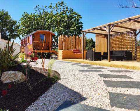 Patio, Garden, On site, Garden view, Lake view