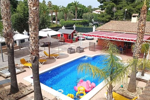 Balcony/Terrace, Swimming pool