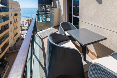 View (from property/room), Balcony/Terrace, Sea view