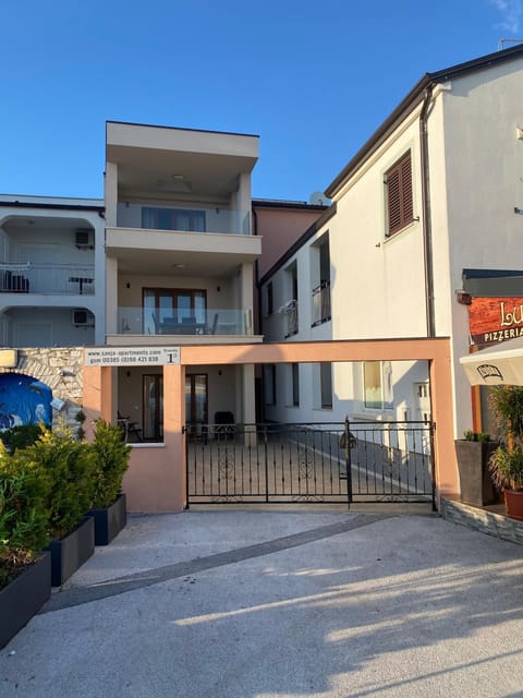 Sanja Apartments Rivarela Apartment in Novigrad