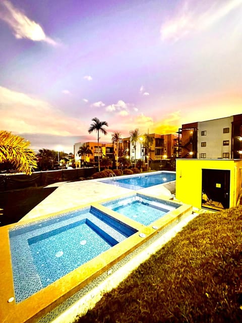 Pool view, Swimming pool