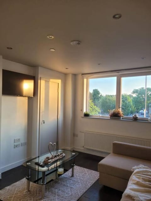 Astral 1 BR Flat in London AS47 Apartment in London Borough of Croydon