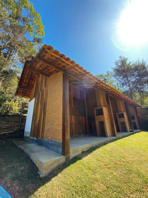 Property building, Day, Garden, Garden view