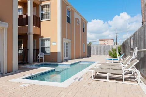 Luxury 3 Bed 2 Bath 1st Floor Condo Near Beach House in South Padre Island