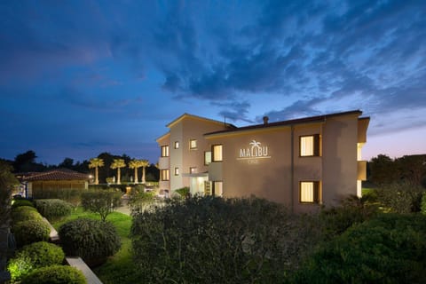 Property building, Garden, Garden view