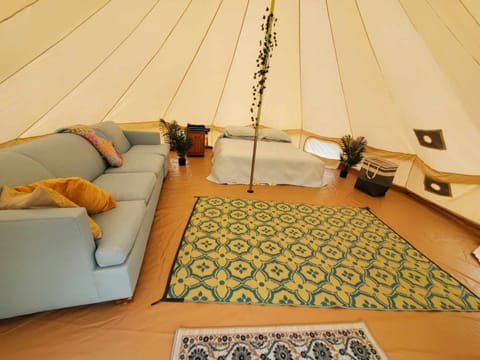 Maleka Farm: Tent Glamping North Shore Oahu Campground/ 
RV Resort in Laie