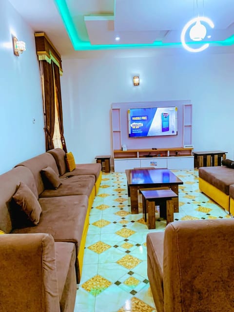 Select Winsome 1 Room, 1 King-sized Bed Vacation rental in Abuja