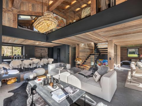 Chalet Neuf pour 12 personnes avec Sauna, Bassin et Salle Cinéma à 800m des Remontées Mécaniques - FR-1-569-120 Chalet in Megève