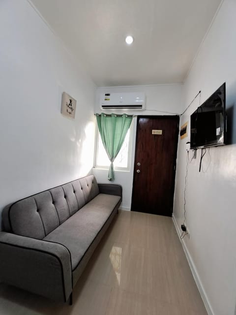 Violet home rental Condo in Lapu-Lapu City