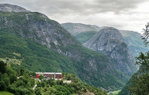 Facade/entrance, Bird's eye view, Mountain view