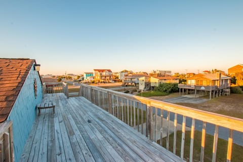 5232 - Peaceful Easy Feeling by Resort Realty House in Kill Devil Hills