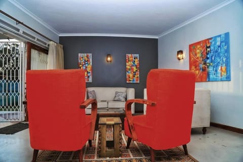 Spacious Residence with Garden Close to Acacia Mall Kololo Casa in Kampala