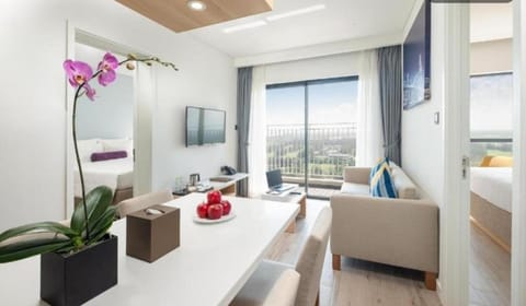 COCOBAY-ĐÀ NẲNG (2PN) Apartment in Hoa Hai