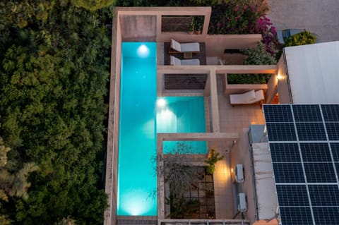 Unlimited Blue Villa in Crete