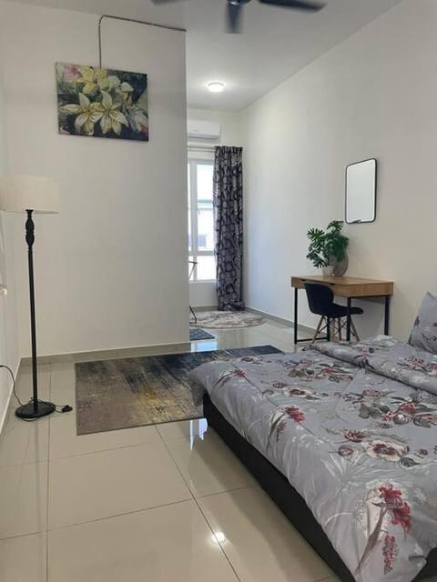 Seremban Ara Sendayan Homestay + Hilltop + Superb Wifi Casa in Port Dickson