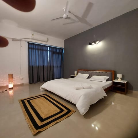 The skyline suite. Apartment in Lucknow