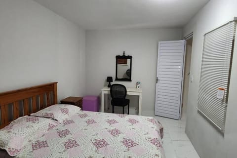 Duplex com 02 suítes, mobiliado e reformado em Vilas do Atlântico Condominio in Lauro de Freitas