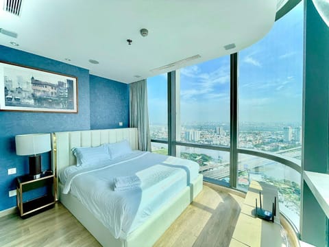 Landmark 81 - Stay in the top of Vietnam - 1,2,3,4 bedroom Apartment Condo in Ho Chi Minh City