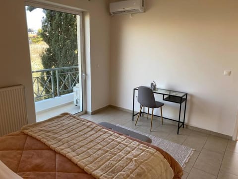 Urban Apartment in Marousi with Rural View Condo in Chalandri