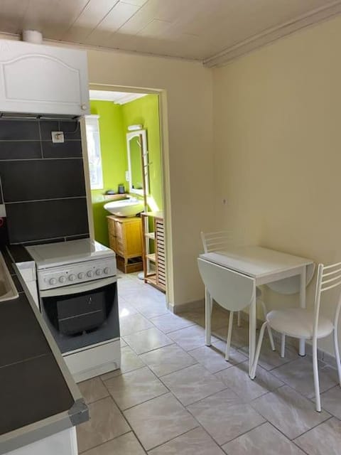 Grand studio Apartment in Grignan