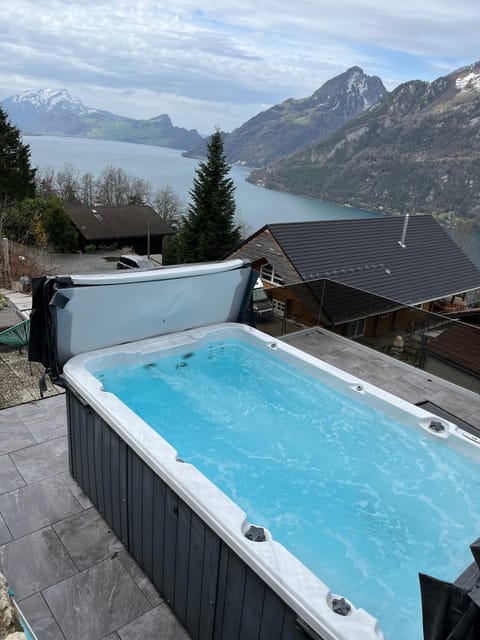 Hot Tub, Mountain view, Pool view