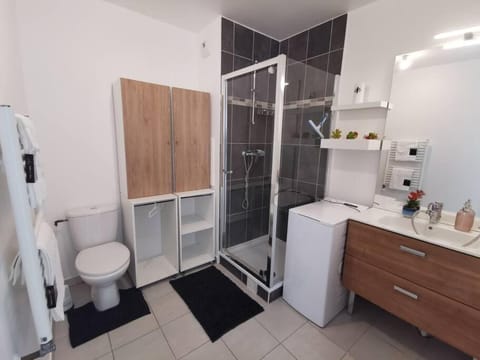 Joli Appartement +Jardin privé Apartamento in Cergy