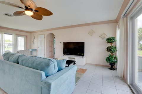 Pet-Friendly Port Charlotte Home with Canal Access! House in Port Charlotte