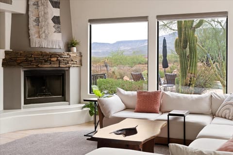 Living room, Mountain view