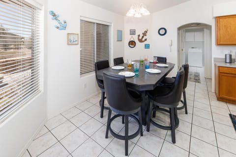 Breezing Southwind - monthly special Haus in Lake Havasu City