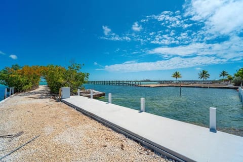 Waterfront Haven House with Boat Basin & Ramp House in Little Torch Key