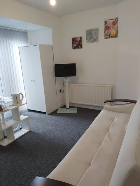 Fresher Space Home Stay Vacation rental in The Royal Town of Sutton Coldfield