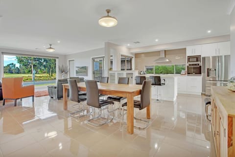 Overlooking the Black Bull Golf Course House in Yarrawonga