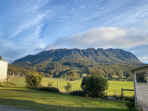 Mountain view, Location