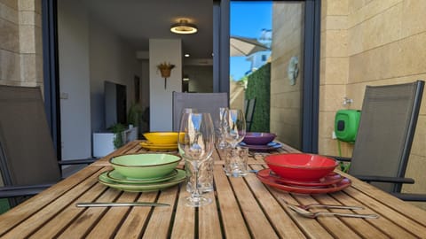 Patio, Balcony/Terrace, Dining area