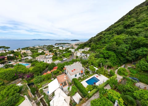 Bird's eye view, View (from property/room), Sea view