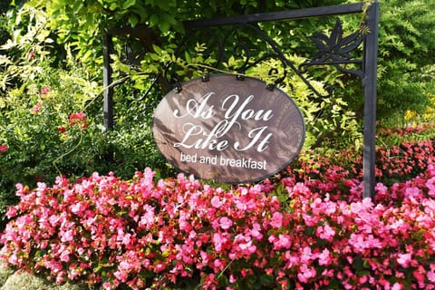 As You Like It Bed and Breakfast Chambre d’hôte in Niagara-on-the-Lake