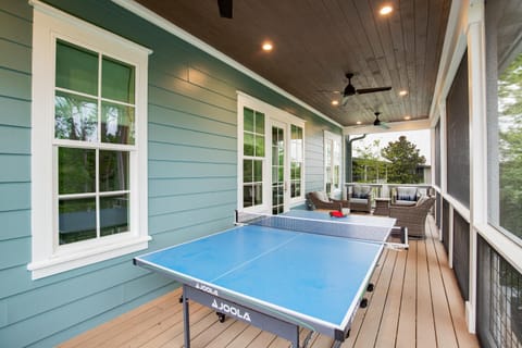 Private Pool - Walk to Seaside - Walk to the Beach - Bikes - Ping Pong House in Seaside