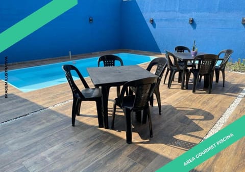 Dining area, Pool view, Swimming pool, Swimming pool