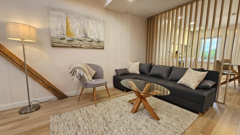 YFB I 130m2 Designwohnung mit 2 Bädern Apartment in Gera