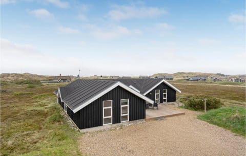 Gorgeous Home In Ringkbing With Kitchen House in Søndervig
