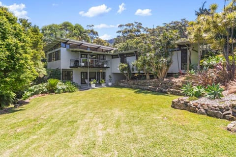 Coledale Rainforest Escape - A Tropical Beach Haven House in Wollongong