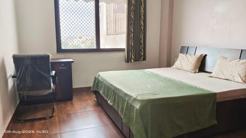 Luxury room set OSHO Villa Bed and Breakfast in Jaipur