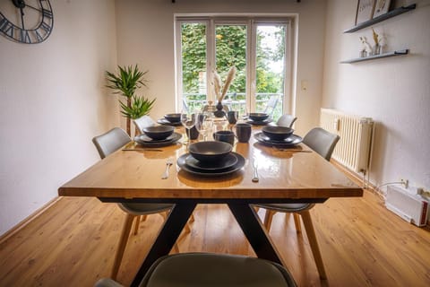 Dining area, Breakfast