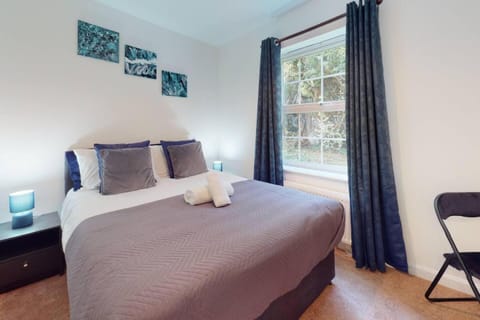 Stunning 2-Bed Apartment in Grays Condominio in Grays
