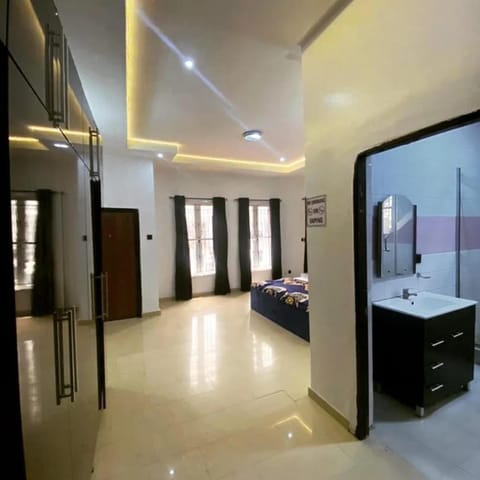 Immaculate 4-Bed detached duplex in Lekki Chevron Casa in Nigeria